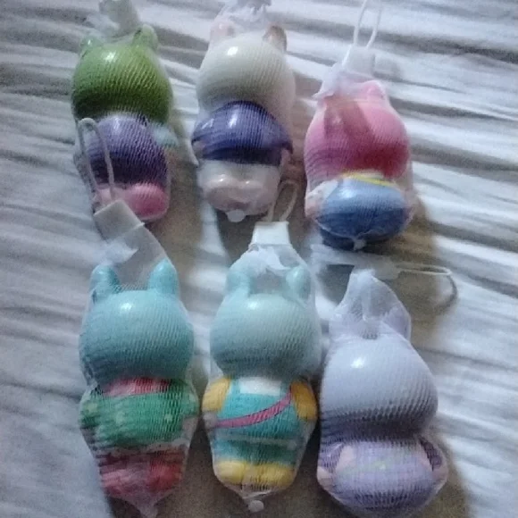 Labubu Colorful Animal Bath  SqueezeToy Set for Kids - Picture 4 of 5